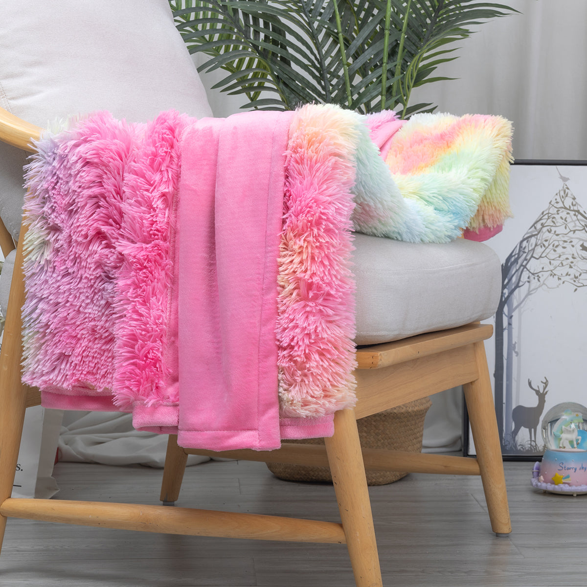 Shaggy Blanket - Luxury Rainbow Faux Fur