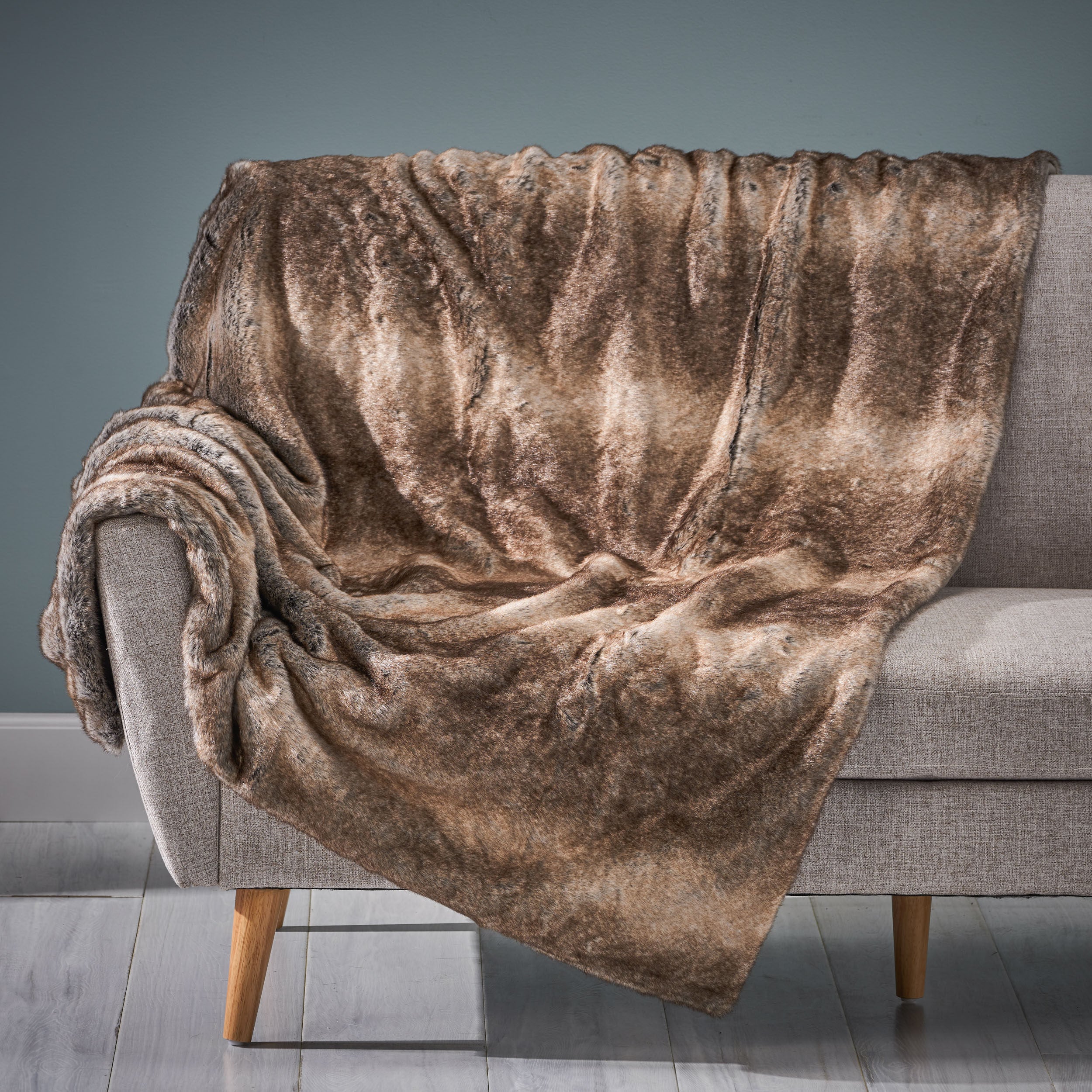 Throw Blanket - Luxury Faux Fur Glam