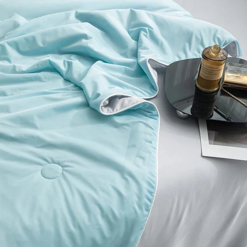 Cooling Blanket - Silky Air Conditioned Summer Quilt