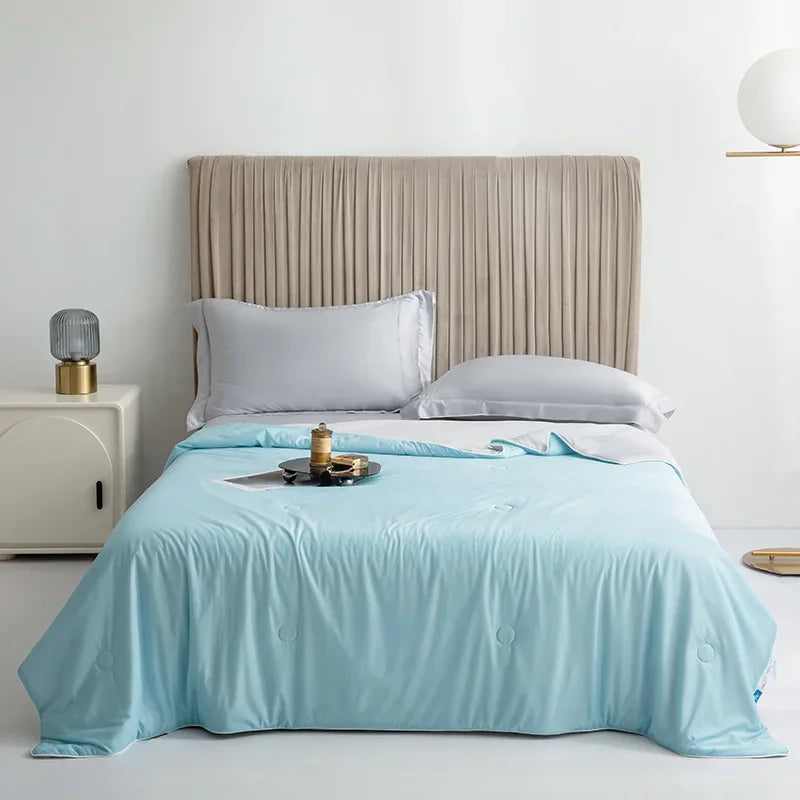 Cooling Blanket - Silky Air Conditioned Summer Quilt