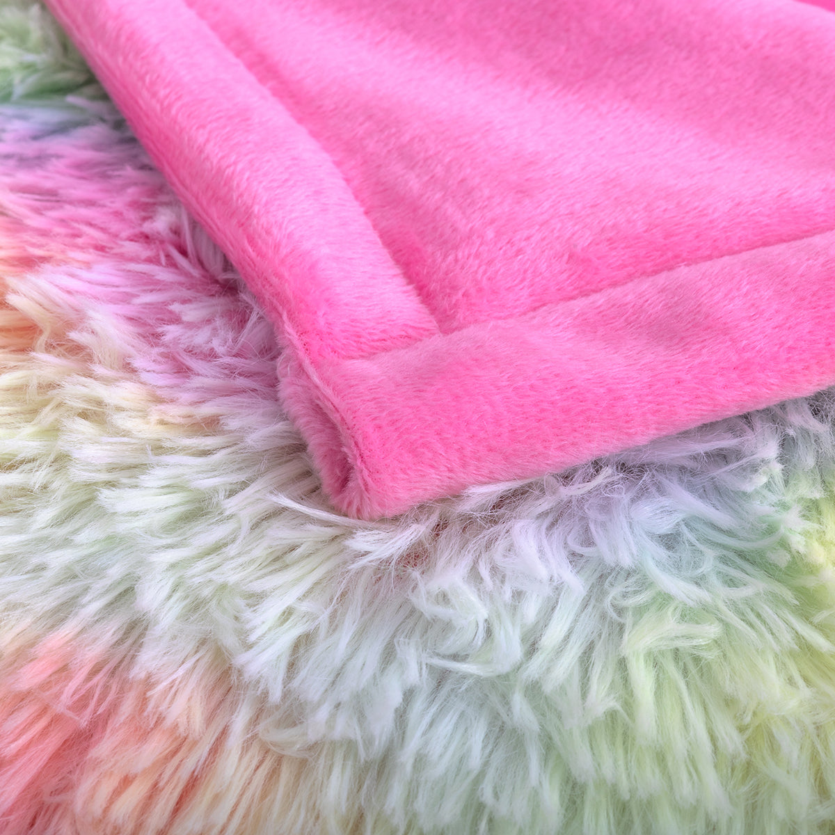 Shaggy Blanket - Luxury Rainbow Faux Fur